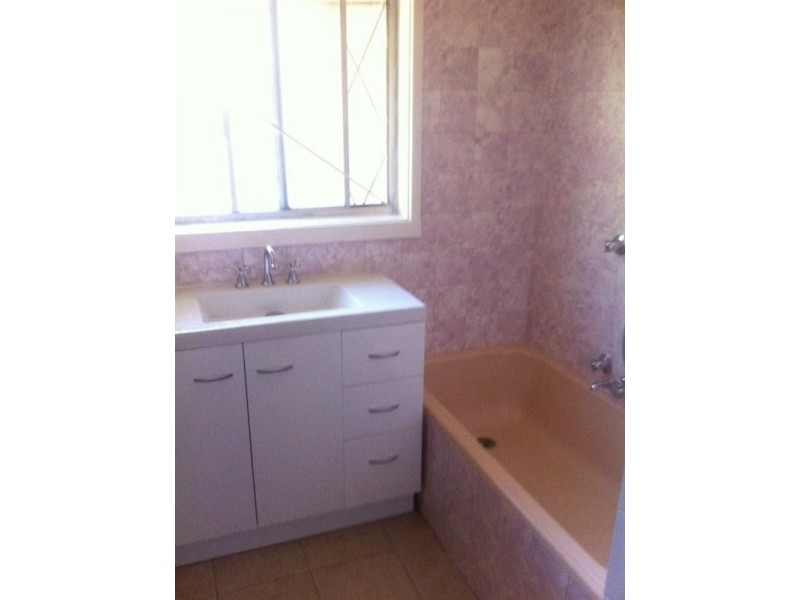 2/2 Grenfell Road, Mount Waverley VIC 3149