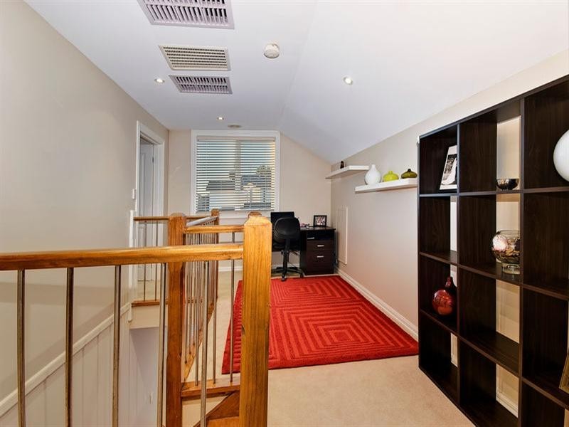 2/1382 North Road, Oakleigh South VIC 3167