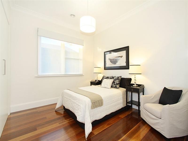 4 Darling Street, Hughesdale VIC 3166