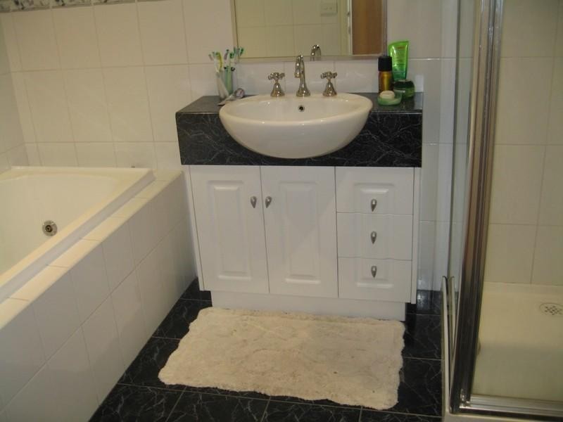 2/6 Macrina Street, Oakleigh East VIC 3166