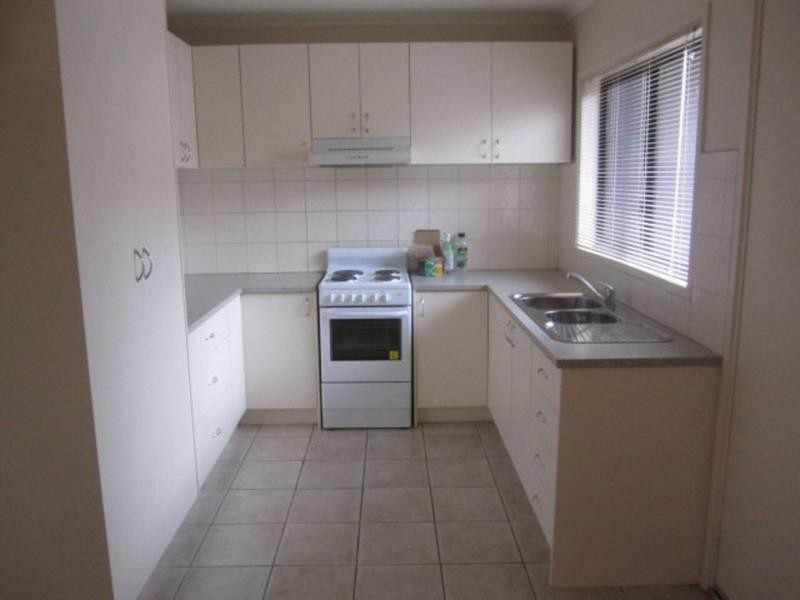 2A Sumersett Avenue, Oakleigh South VIC 3167