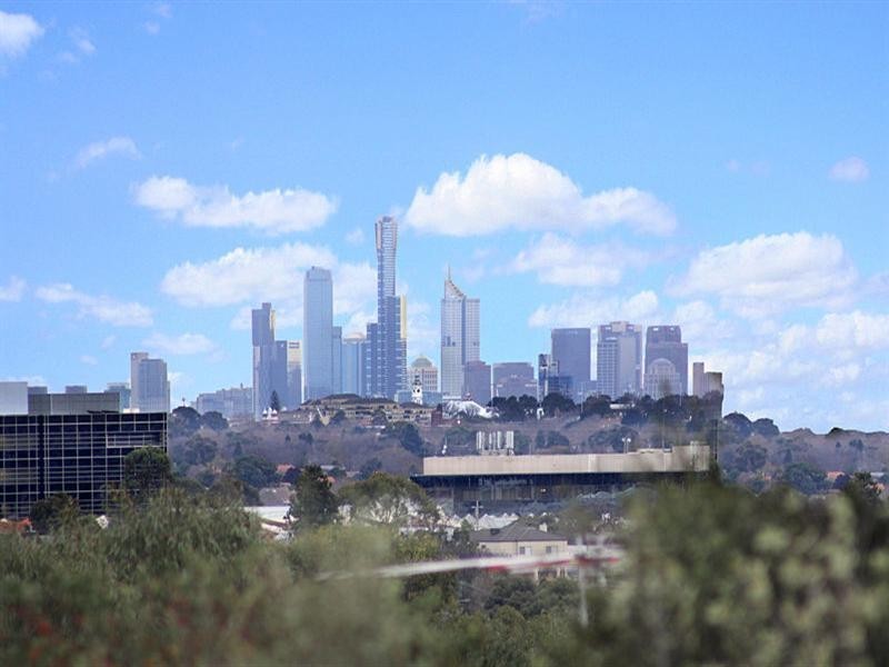 15 Winifred Street, Oakleigh East VIC 3166