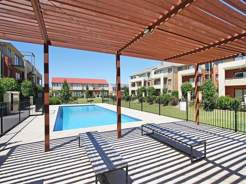 17/1 Monash Green Drive, Clayton VIC 3168