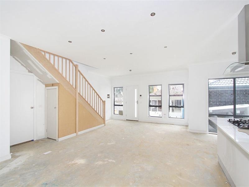 2/26 Lavidge Road, Ashwood VIC 3147