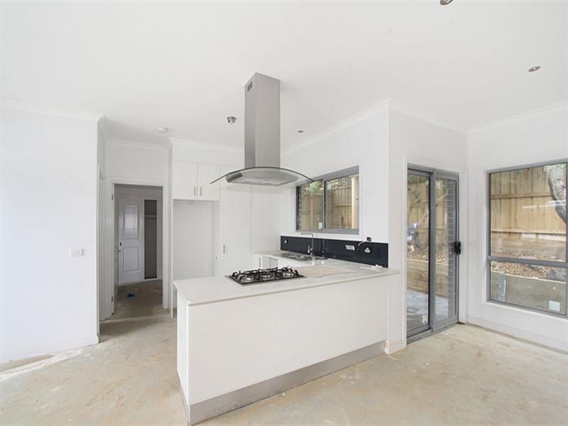 2/26 Lavidge Road, Ashwood VIC 3147