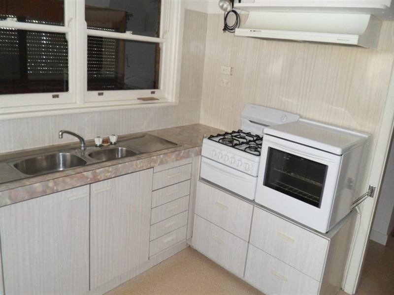 53 Prince Charles Street, Clayton VIC 3168