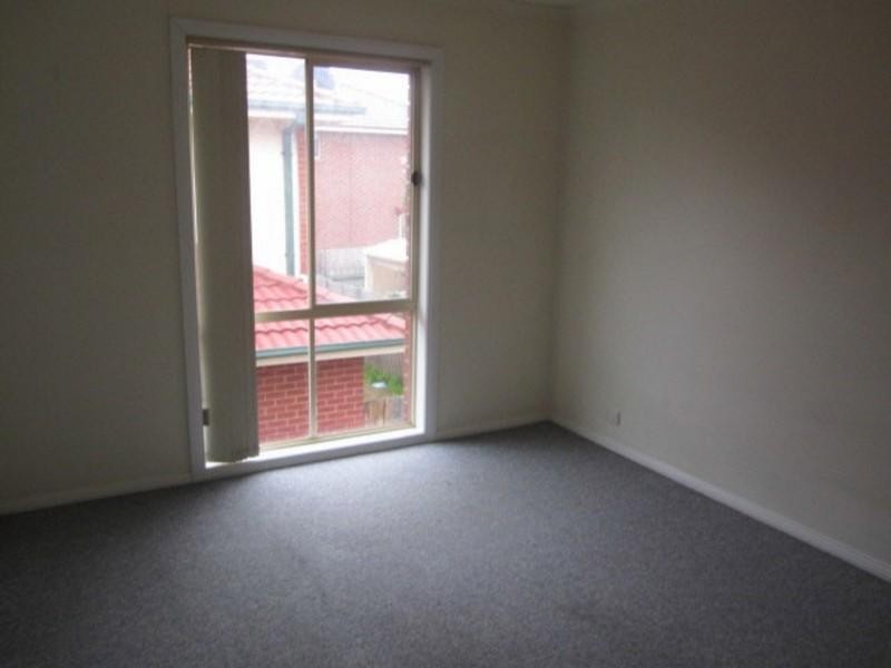 1 Stewart Road, Oakleigh East VIC 3166