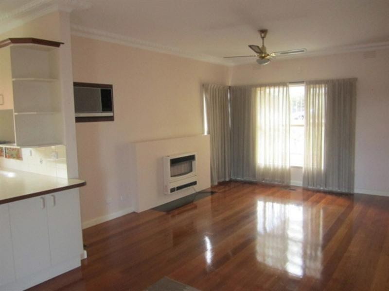 15 Roland Street, Mount Waverley VIC 3149