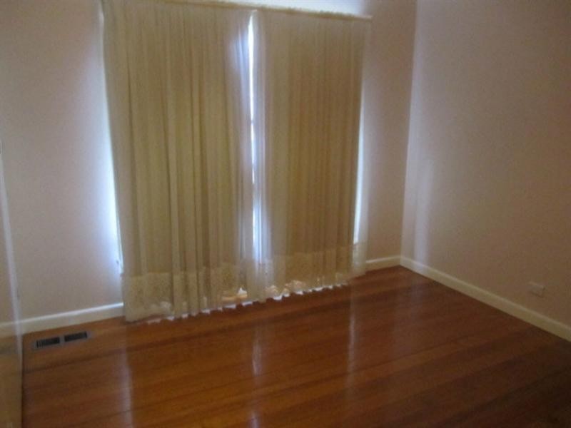 15 Roland Street, Mount Waverley VIC 3149