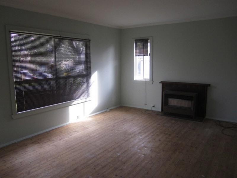 16 Moorong Street, Chadstone VIC 3148