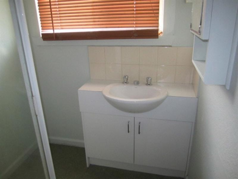 16 Moorong Street, Chadstone VIC 3148