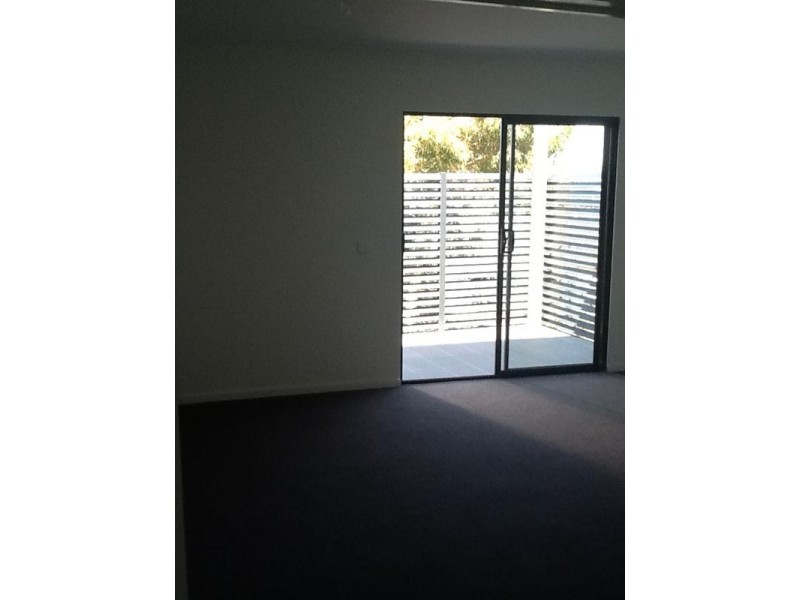 21/24-26 Burton Avenue, Clayton VIC 3168