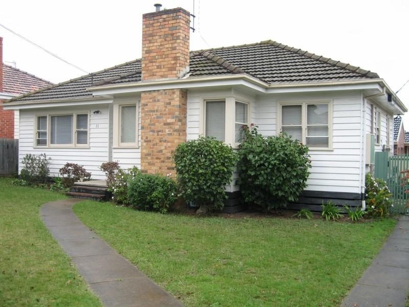 31 Macrina Street, Oakleigh East VIC 3166
