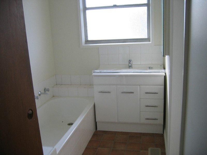 82 Blaxland Drive, Dandenong North VIC 3175