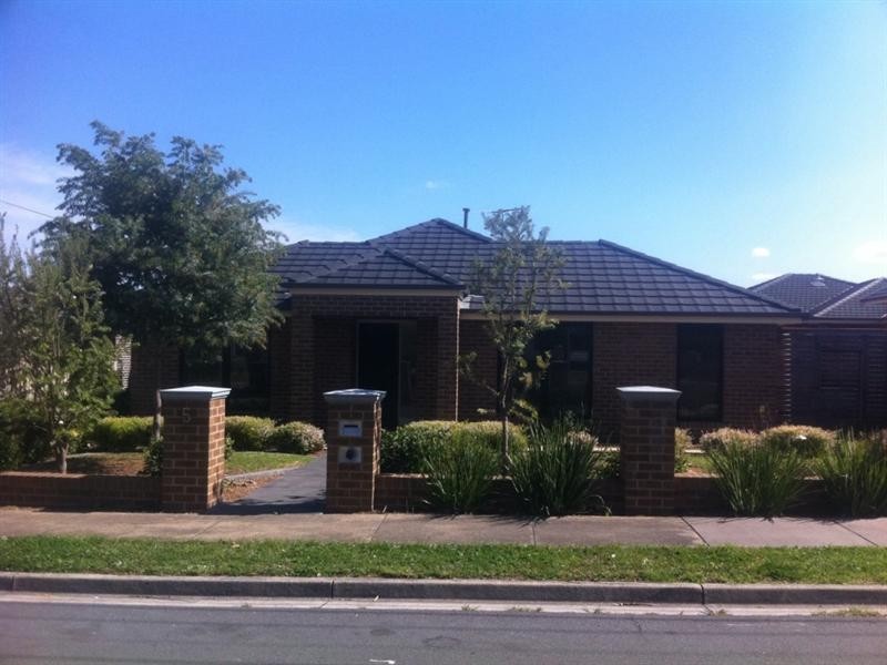 1and2/5 Alexander Avenue, Oakleigh East VIC 3166