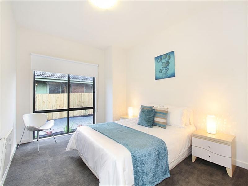 2/18 Oakleigh Street, Oakleigh VIC 3166