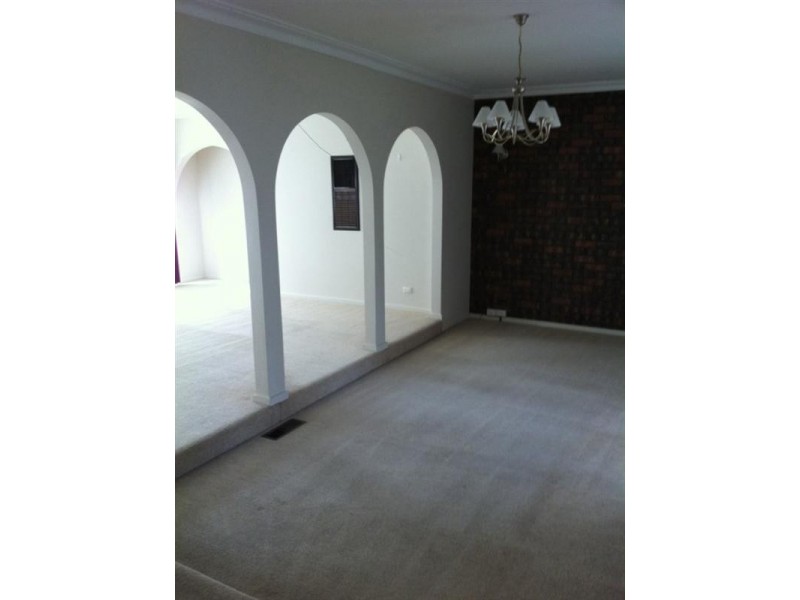 10 Aldrin Drive, Mount Waverley VIC 3149