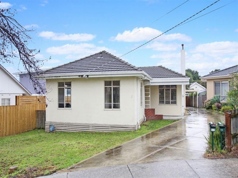 1/3 Moona Court, Chadstone VIC 3148