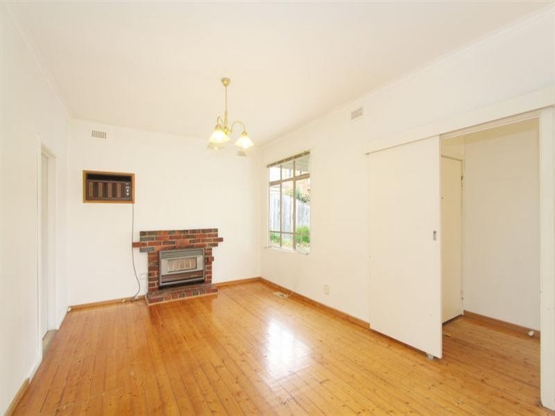 1/3 Moona Court, Chadstone VIC 3148