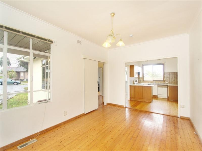 1/3 Moona Court, Chadstone VIC 3148