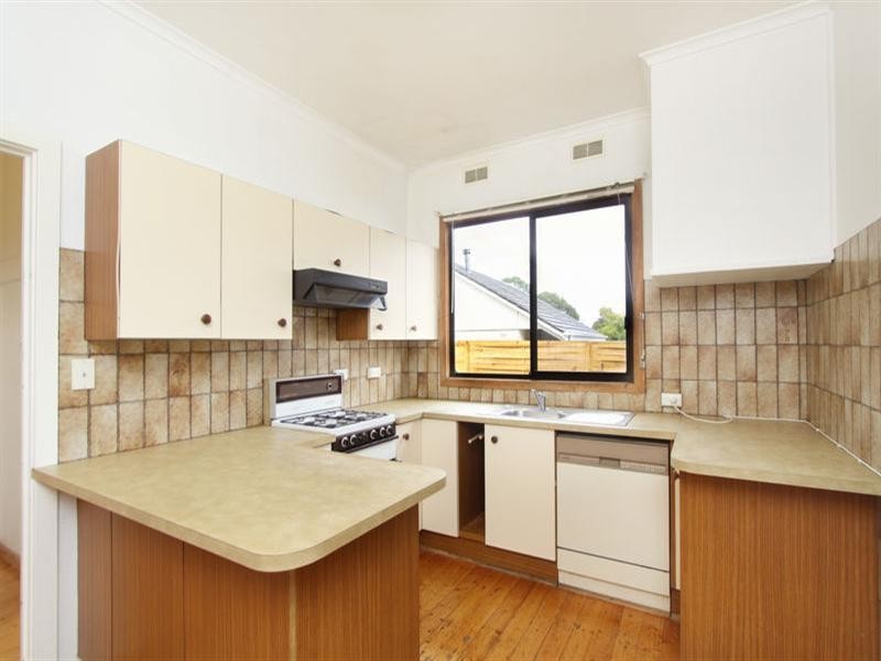 1/3 Moona Court, Chadstone VIC 3148