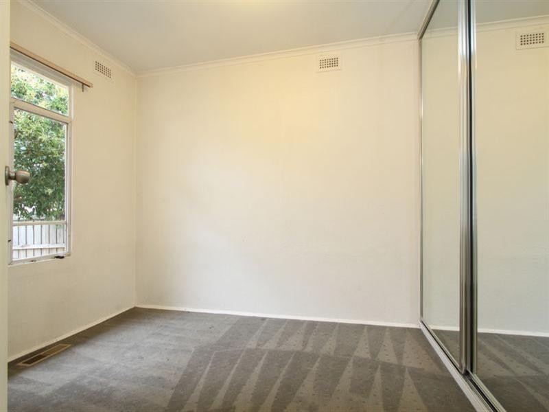 1/3 Moona Court, Chadstone VIC 3148