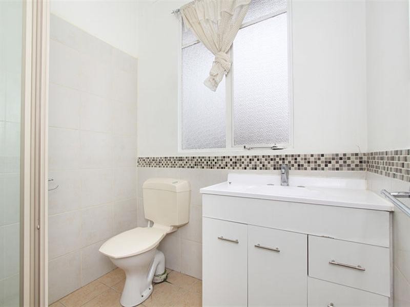 1/3 Moona Court, Chadstone VIC 3148