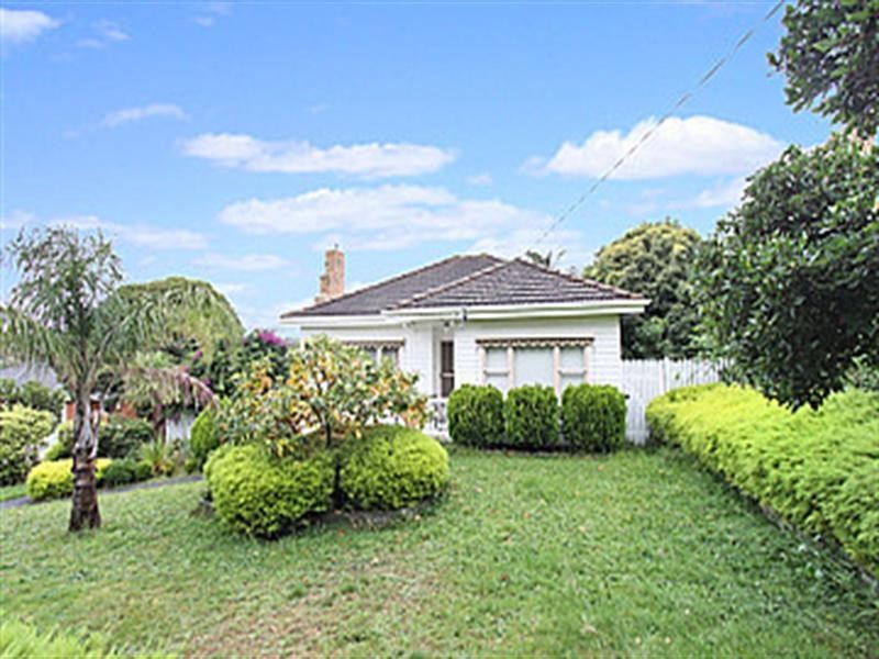32 Cash Grove, Mount Waverley VIC 3149