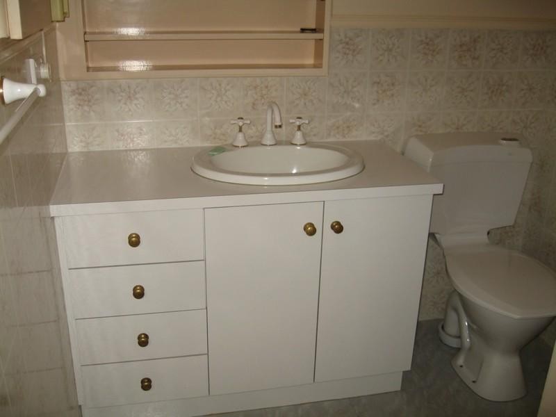 32 Cash Grove, Mount Waverley VIC 3149