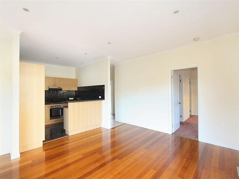 2/12 Jacana Court, Chadstone VIC 3148