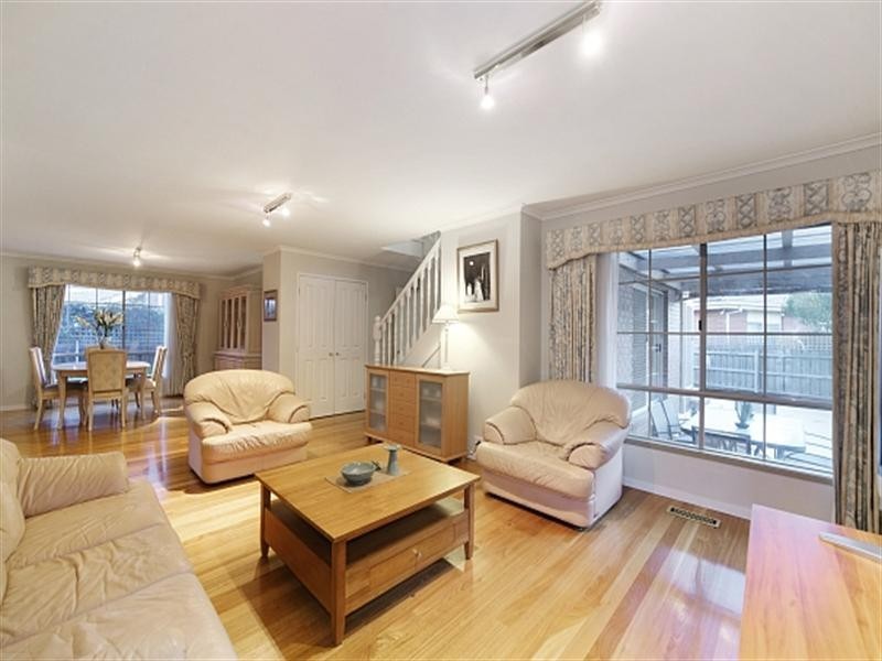 31 Schneider Crescent, Clarinda VIC 3169