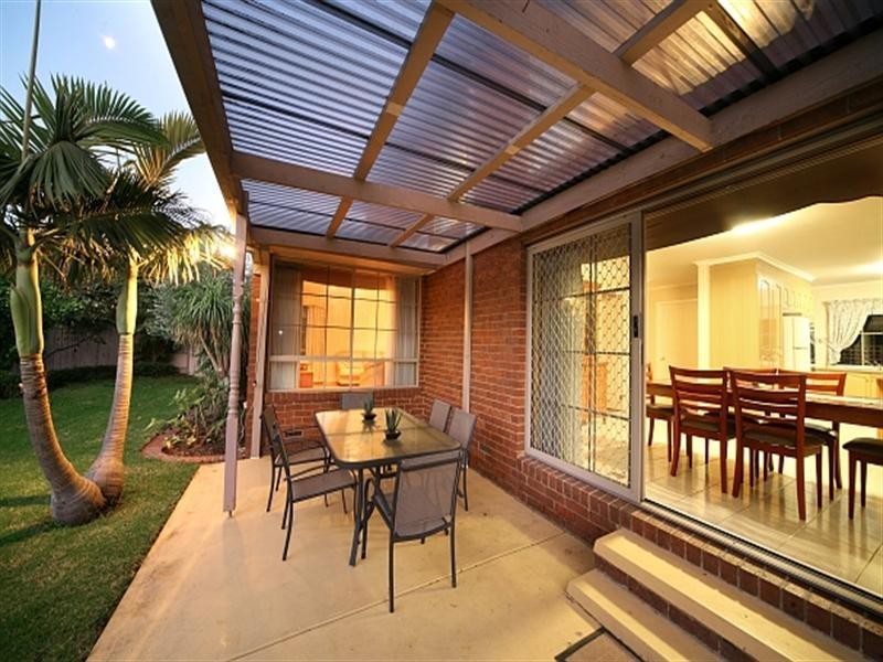 31 Schneider Crescent, Clarinda VIC 3169