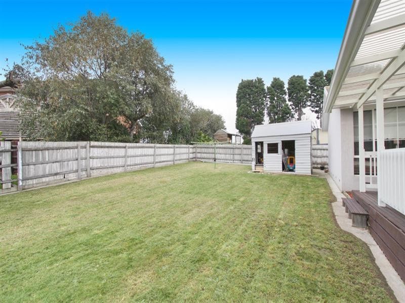 40 Blanton Drive, Mulgrave VIC 3170