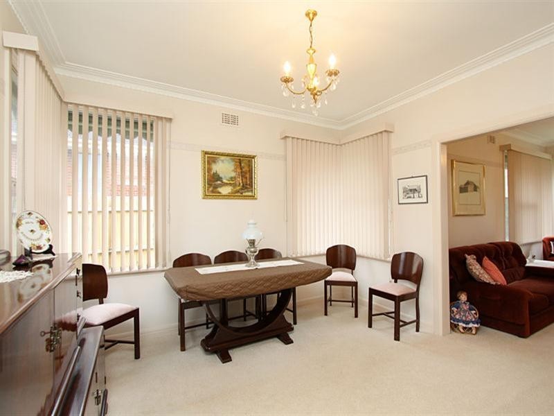 13 Hiscock Street, Chadstone VIC 3148