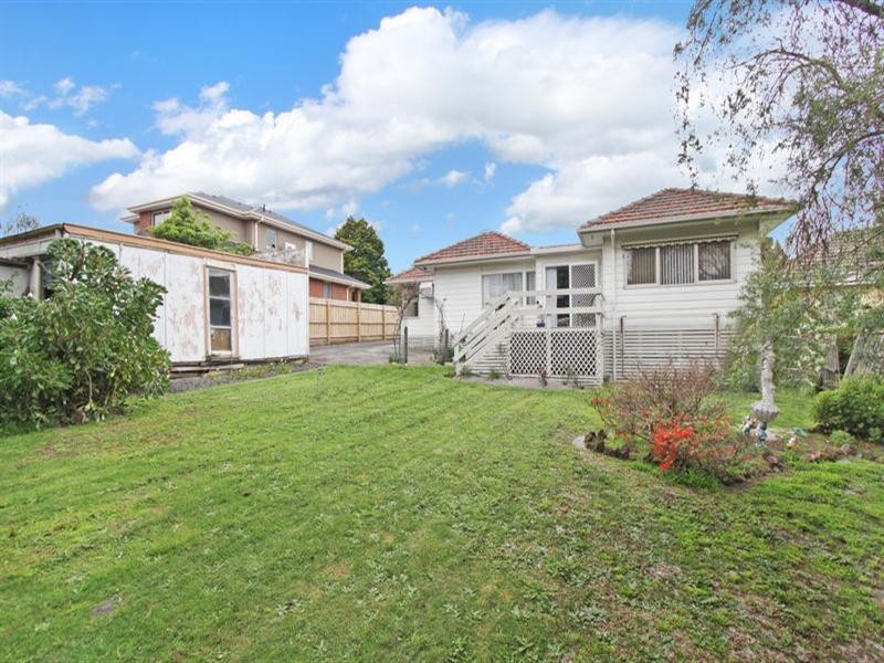 13 Hiscock Street, Chadstone VIC 3148