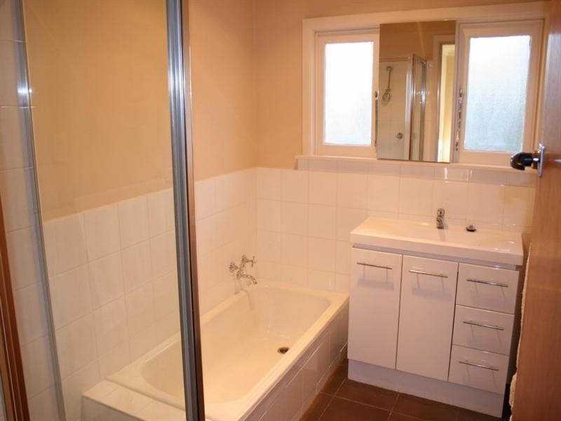 13 Scott Street, Warracknabeal VIC 3393