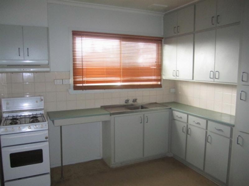 16 Moorong Street, Chadstone VIC 3148