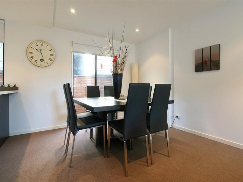 4/1324 Centre Road, Clayton VIC 3168