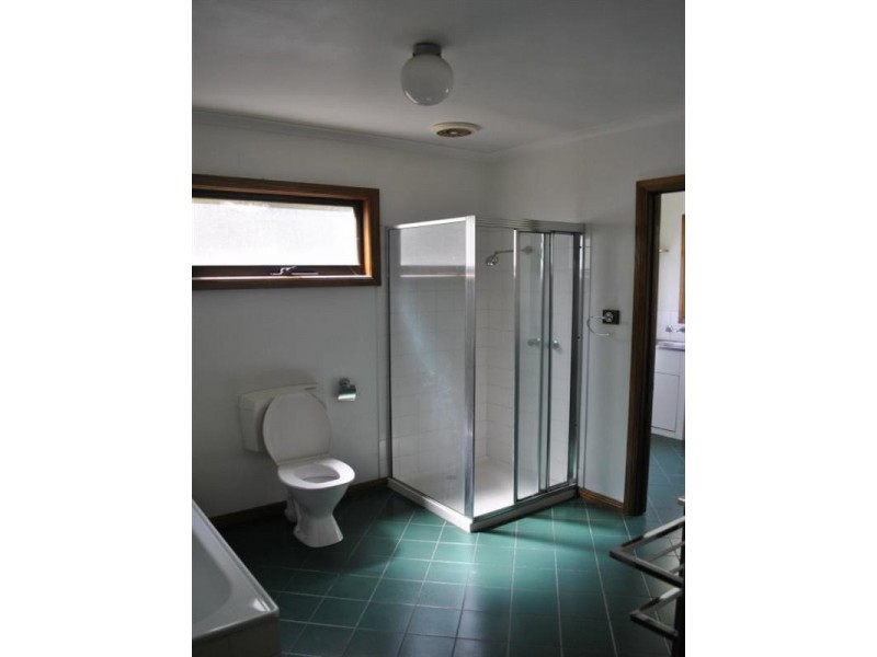 34 Carrol Grove, Mount Waverley VIC 3149