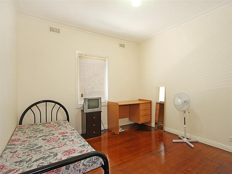 1/18 Colonel Street, Clayton VIC 3168