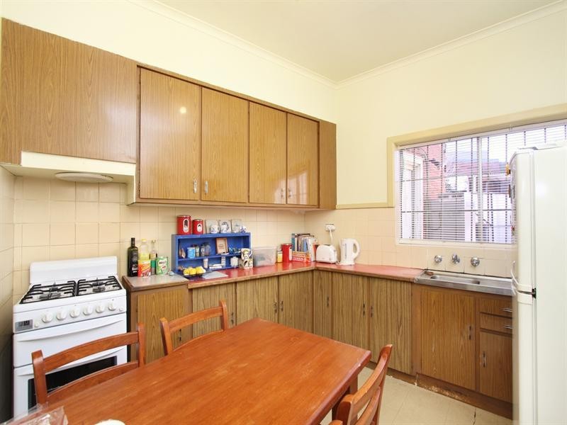 5 Willesden Road, Hughesdale VIC 3166