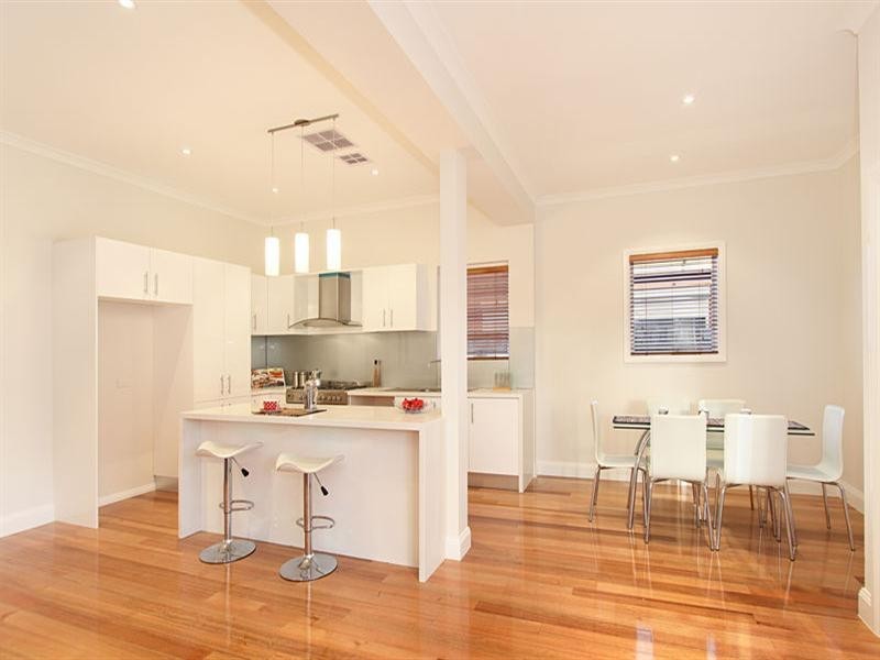 12 Willesden Road, Hughesdale VIC 3166