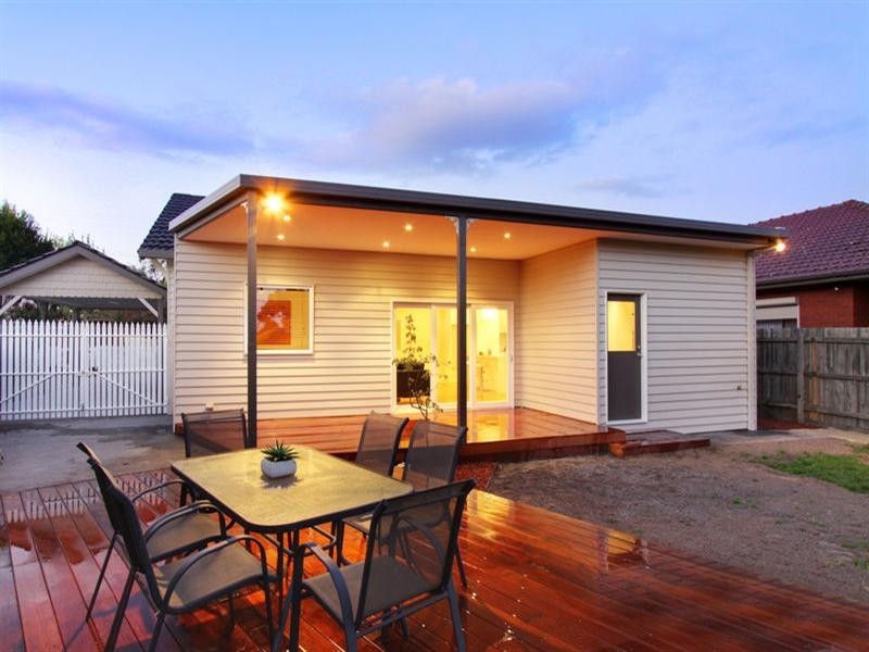 12 Willesden Road, Hughesdale VIC 3166