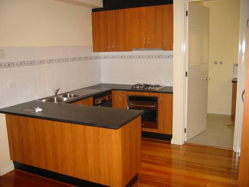 1 Springfield Avenue, Clayton VIC 3168