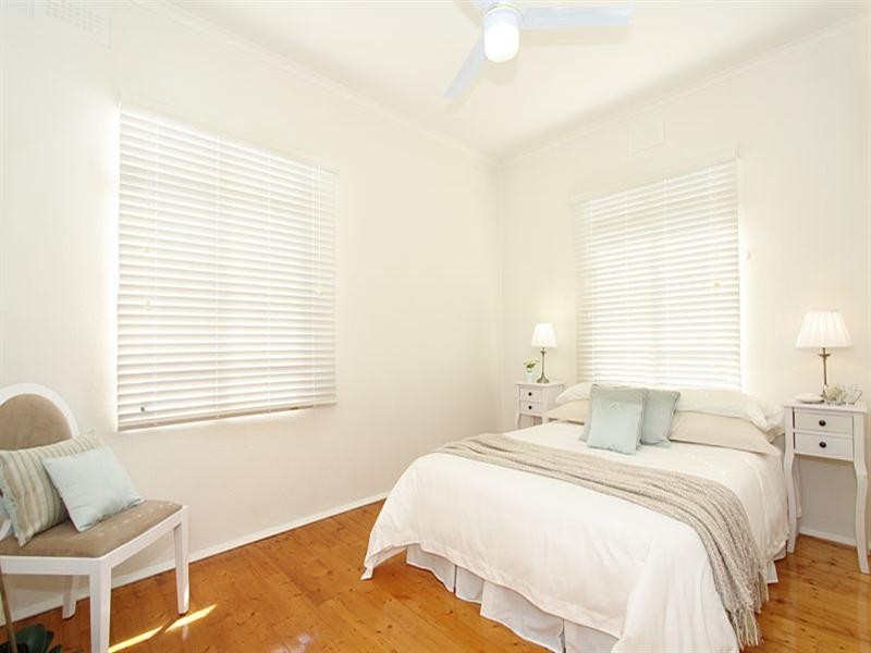 1/2 Moona Court, Chadstone VIC 3148