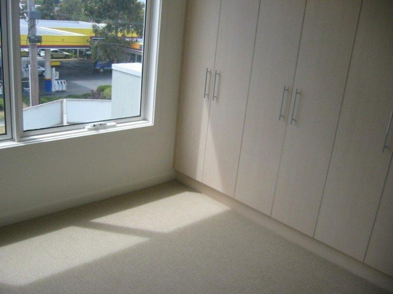 4/1036 North Road, Bentleigh East VIC 3165