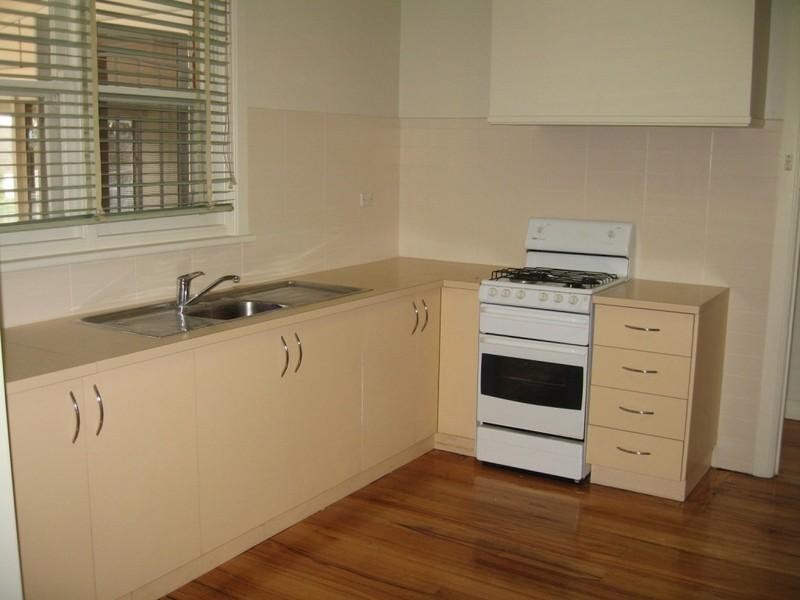 1 Fintonia Street, Hughesdale VIC 3166