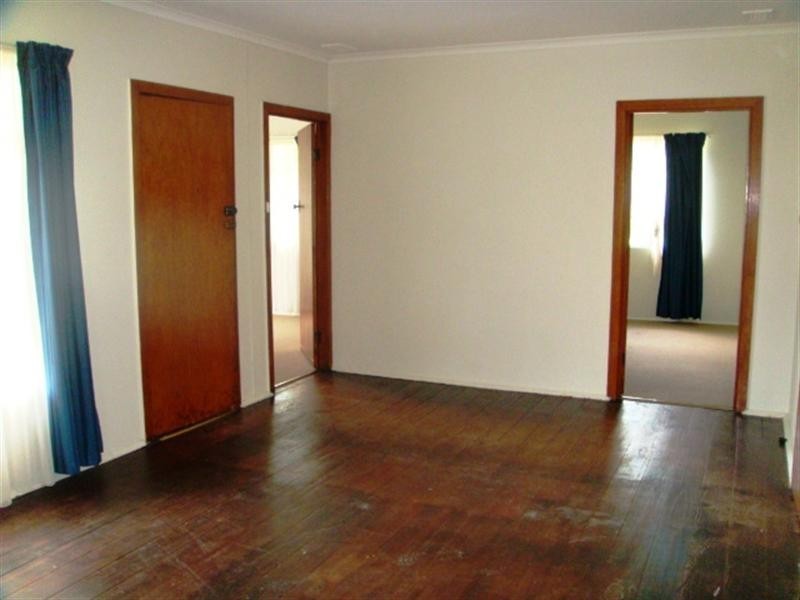 85 Power Avenue, Chadstone VIC 3148