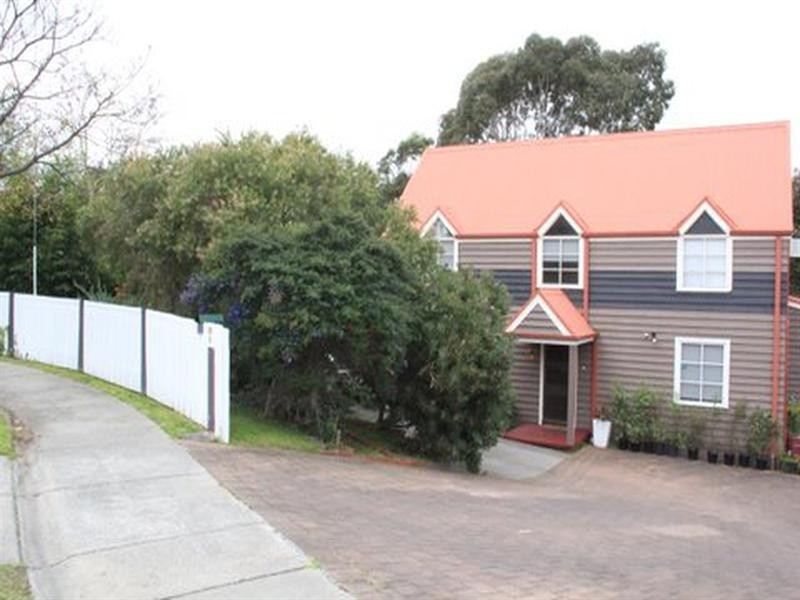 28B Oaklpark Drive, Chadstone VIC 3148