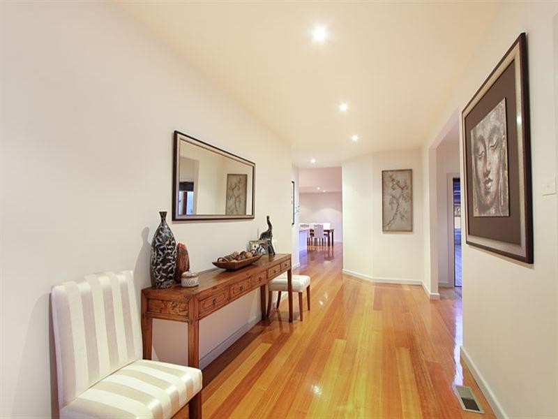 20 Delos Street, Oakleigh South VIC 3167